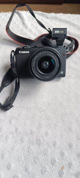 Aparat Canon M100 plus dwa obiektywy