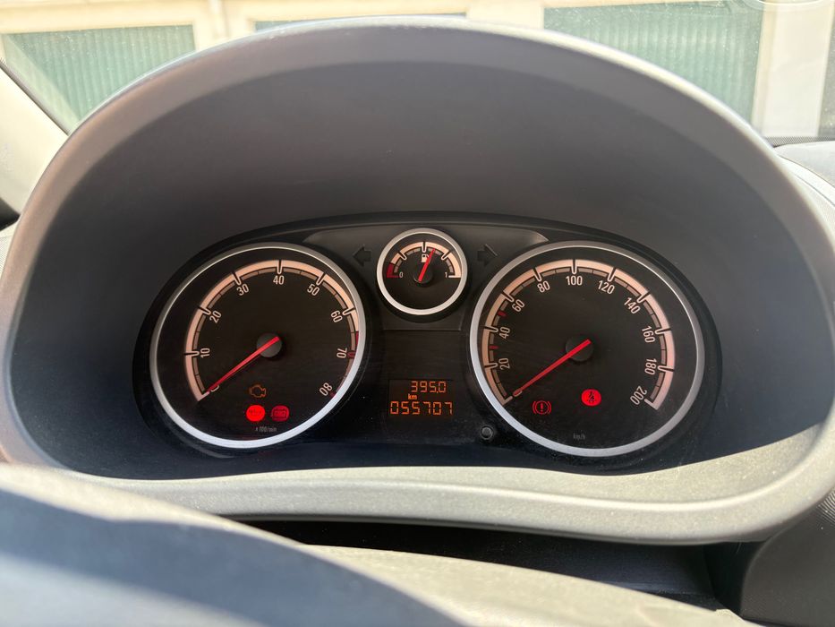 Opel Corsa 1.2 Gasolina (2007)