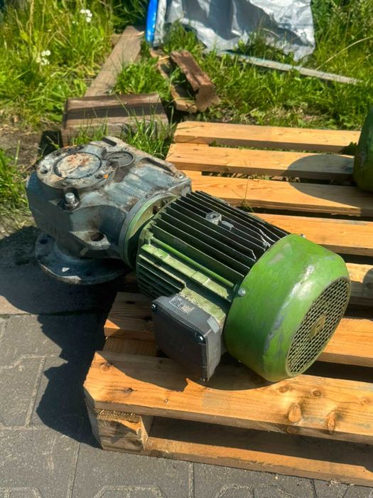 motoreduktor SEW 5,5kW 86 obrotów