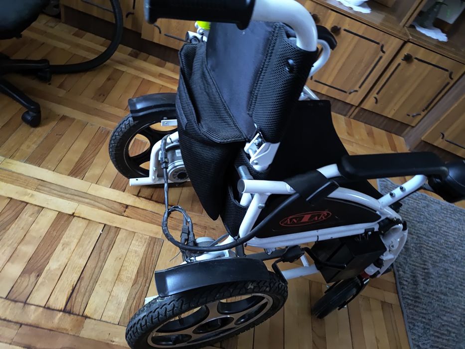 Wózek elektryczny inwalidzki