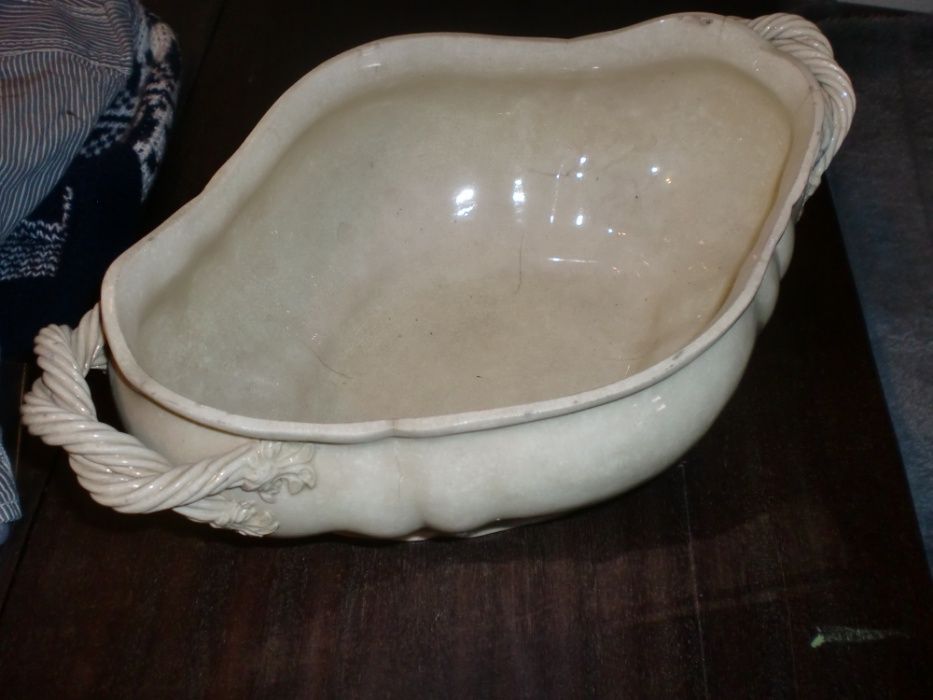Taça terrina de louça antiga