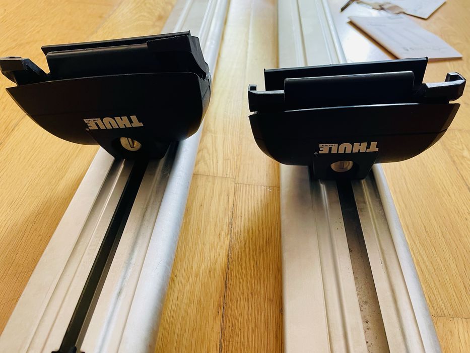 Barras de tejadilho e suportes Thule