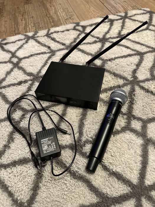 Stacja shure qlxd4 z mikrofonem qlxd2 beta 58a (cyfra)
