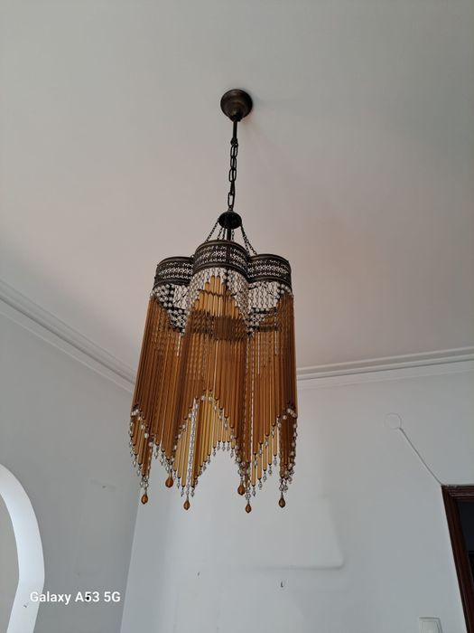 Candeeiro de sala. Pagamento em dinheiro na entrega