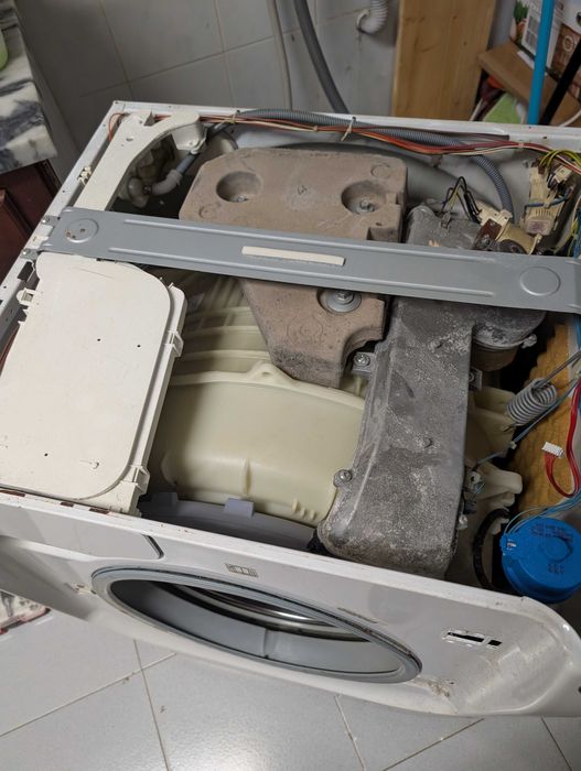 Maquina de lavar e secar Whirlpool