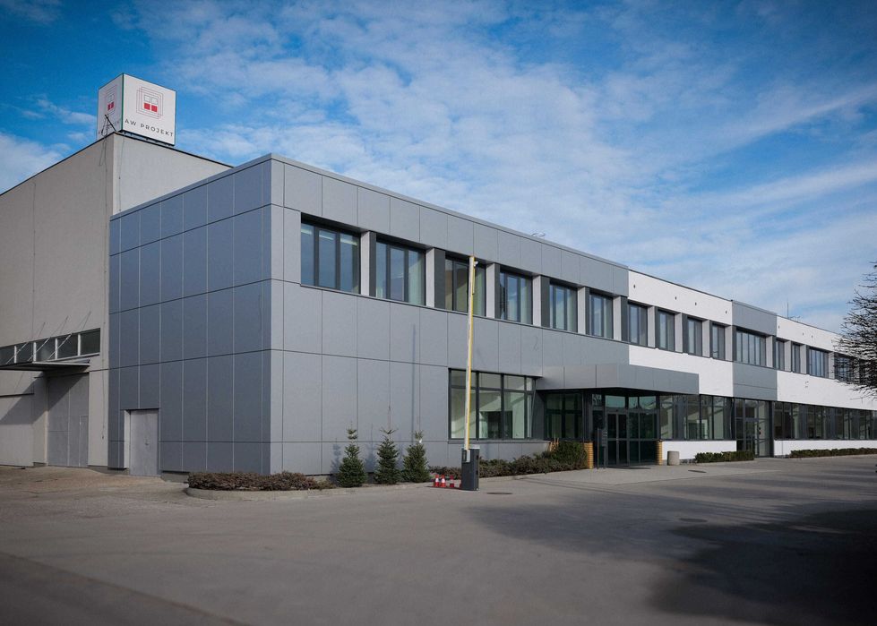 Magazyn + biuro do wynajęcia | Warszawa Rembertów | 6 717 m² | od 1 m²