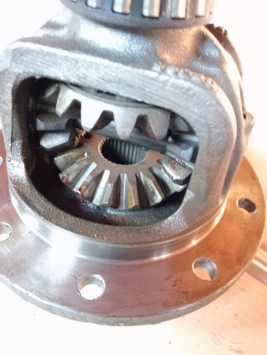 Diferencial frente Nissan Patrol y61 2.8 31 estrias