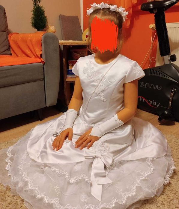 Suknia komunijna