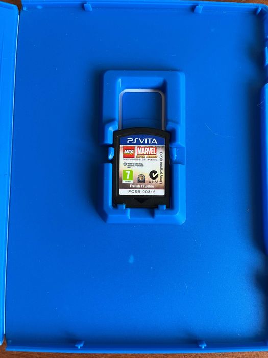 PS Vita - Jogo Lego Marvel Super Heroes (Universe in Peril)