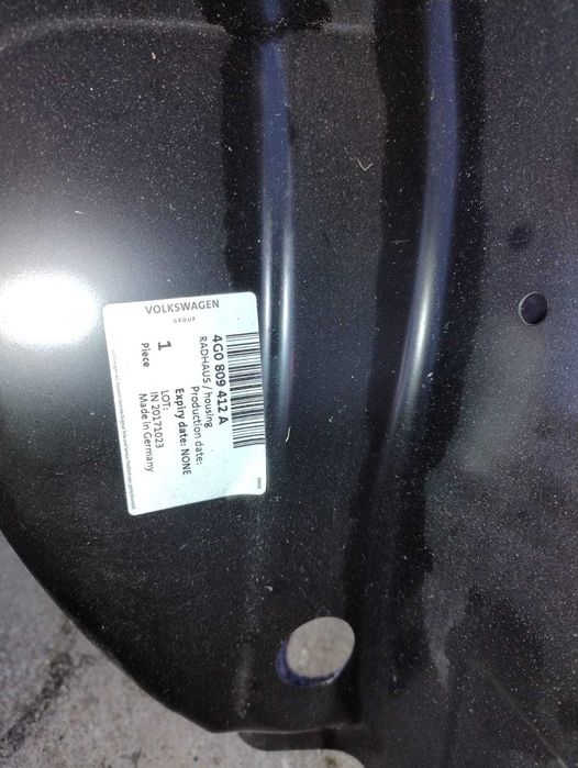 Nadkole zewnętrzne prawe tył Audi A6 C7 4G0