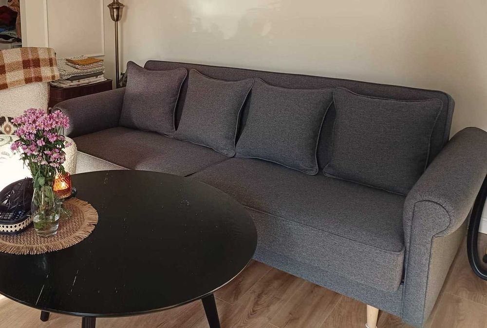 Sofa trzyosobowa z funkcją spania