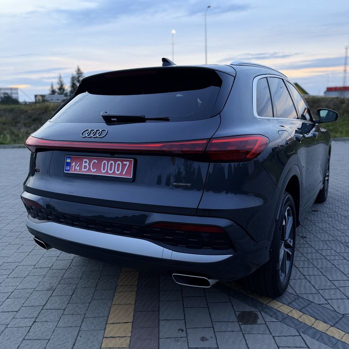 Audi Q5 8MA