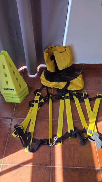 6 cones futebol e escada de agilidade