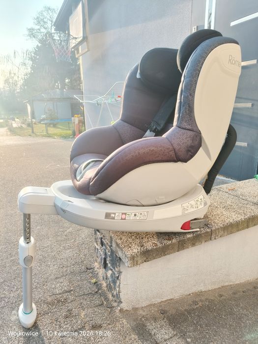 Fotelik samochodowy Britax Romer z isofix