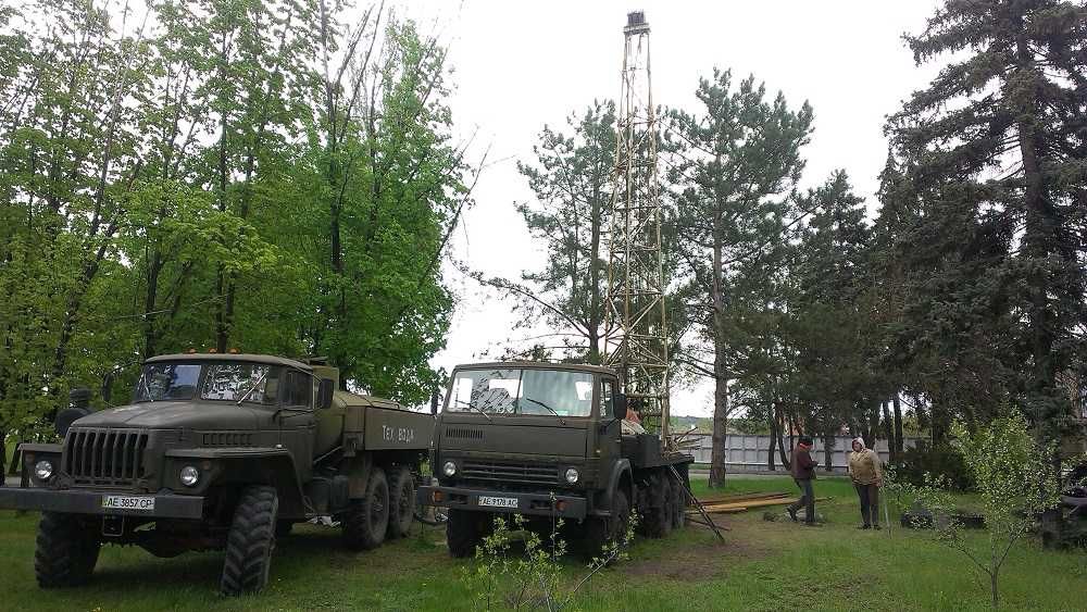 Пошук води, підбір місця для буріння,  Геофізика(PQWT-S/GT, AYAX)