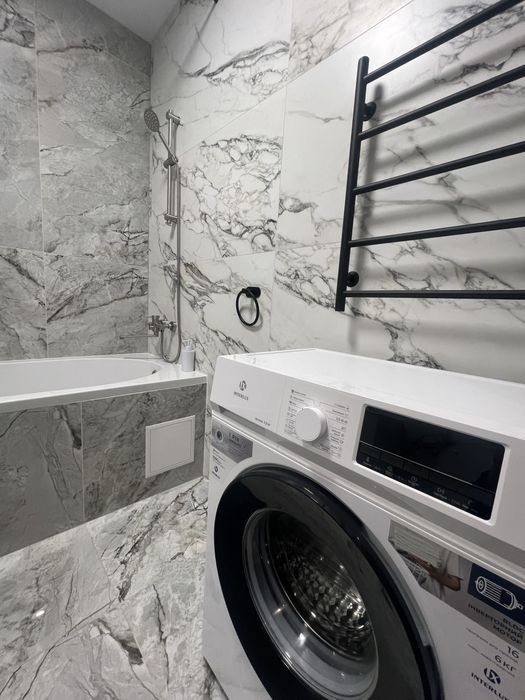 VIP Апартаменти в ЖК А+Я