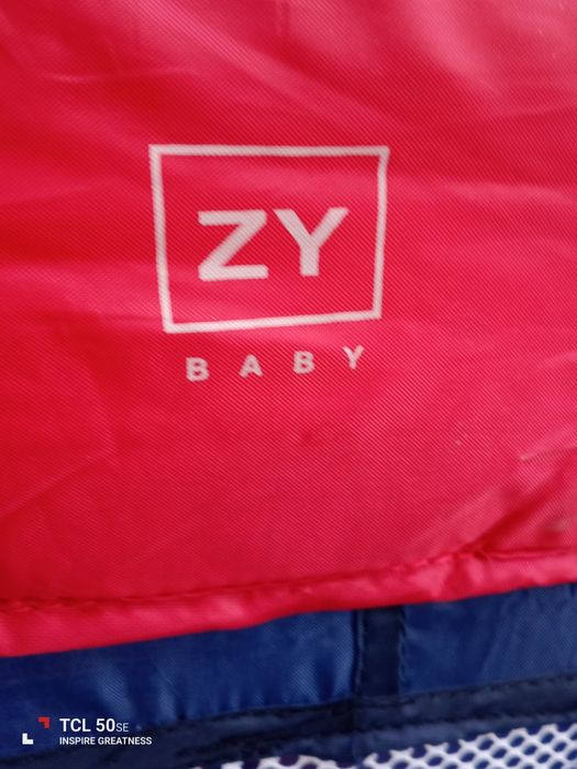Cama/parque da Zippy em bom estado