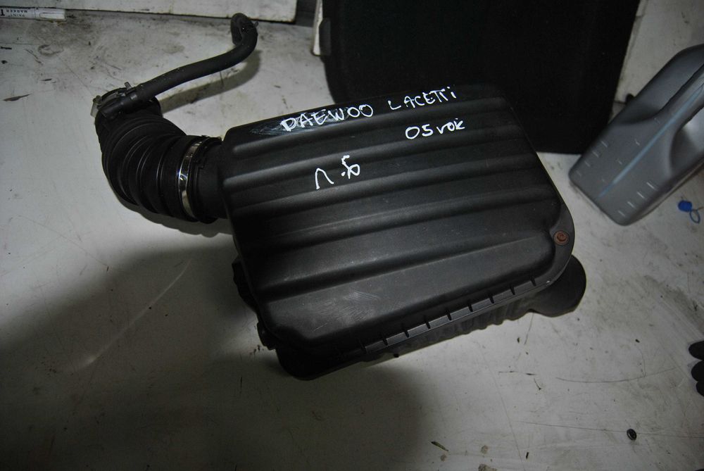 Obudowa filtra powietrza Daewoo lacetti 2005r
