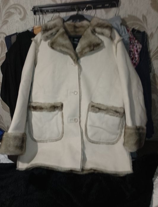 Двосторонній кожушок і напівшубка 2 в 1.