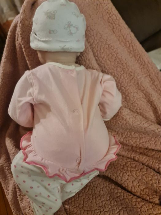 Bebé Reborn  com corpo em pano