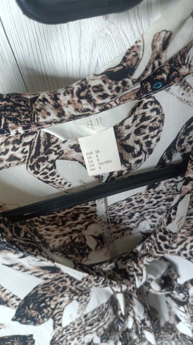 Piękna bluzka wiskoza dzikie koty pantera animal print