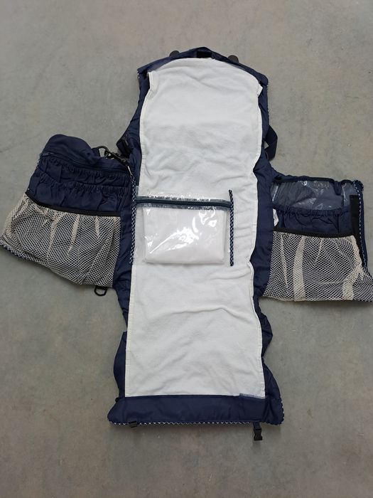 Mochila versátil Muda Fraldas