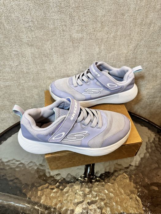 Кросівки для дівчинки Skechers, розмір - 32