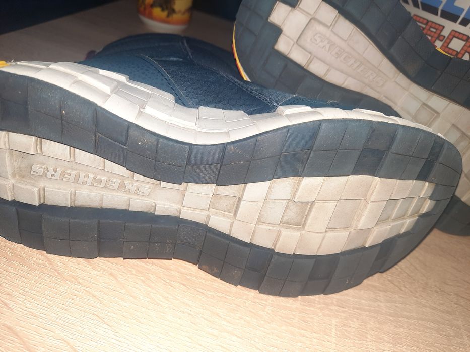 Śniegowce buty zimowe skechers mega -craft cuboforce roz.  34 granatow