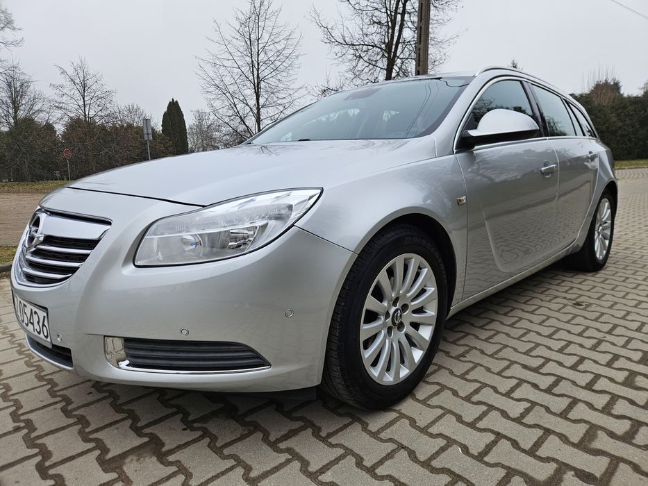 Opel Insignia 1.6 benzyna, 2010r.  ładny, zadbany