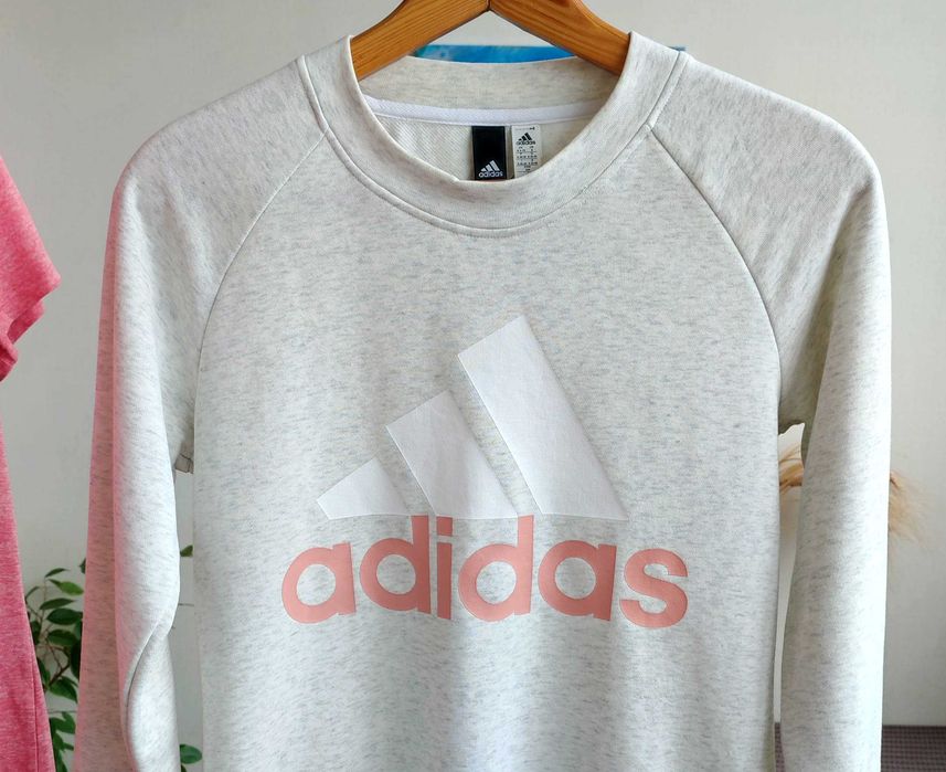 Жіночий світшот Adidas