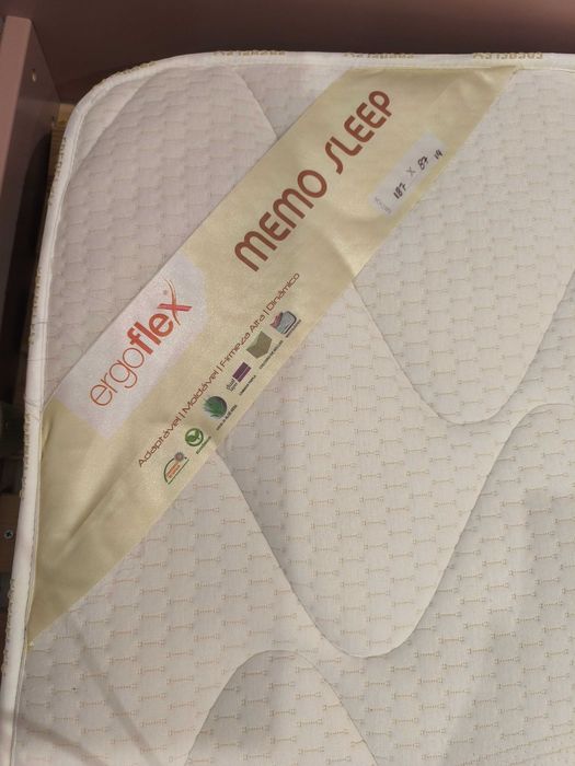 Cama menina rosa com colchão viscoelástico
