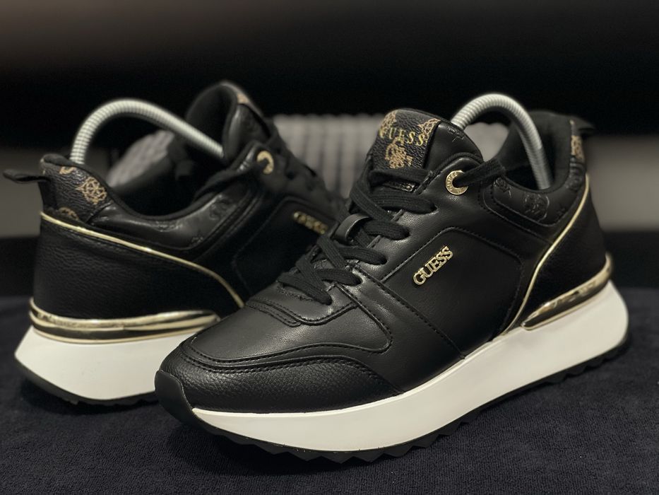 GUESS 41  26.5см. Кросівки