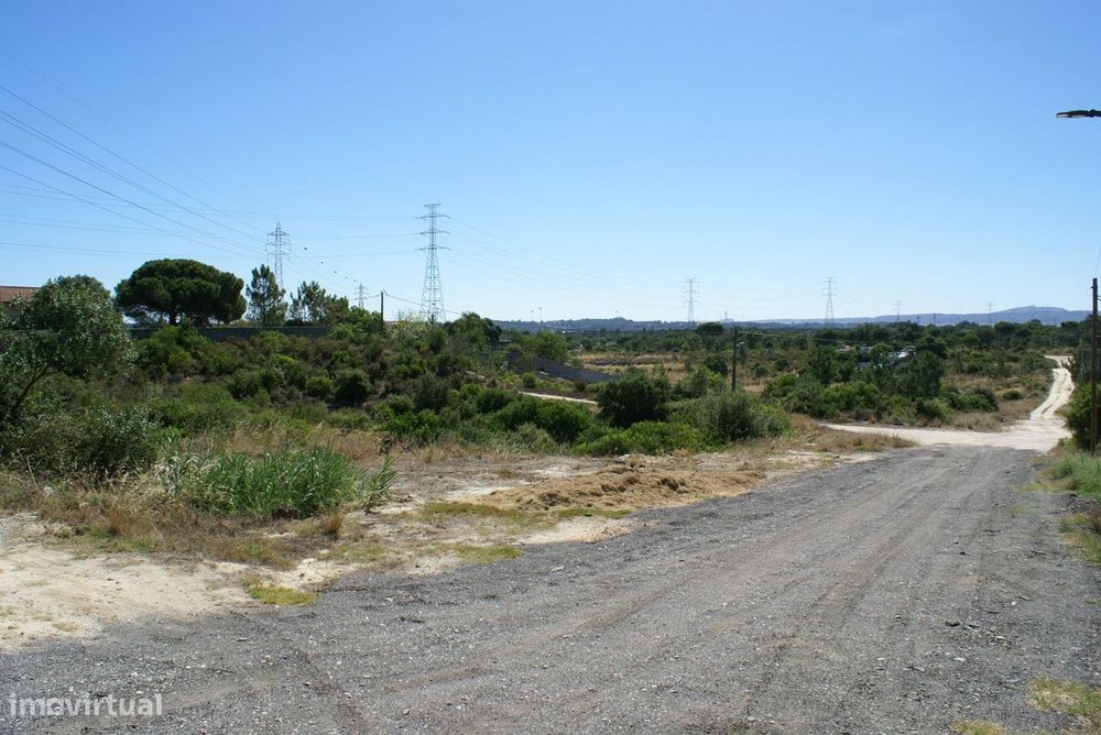 Terreno Em Foros Da Catrapona - Seixal