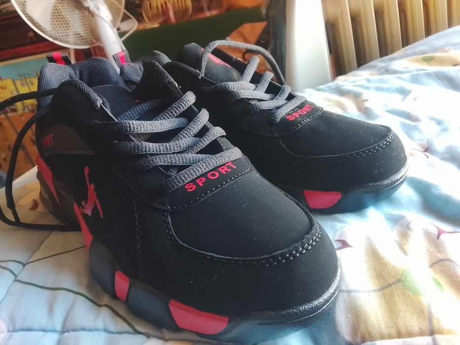 Têni 38 de tamanho