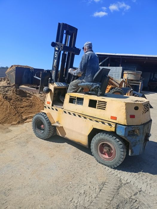 Wózek widłowy bułgar