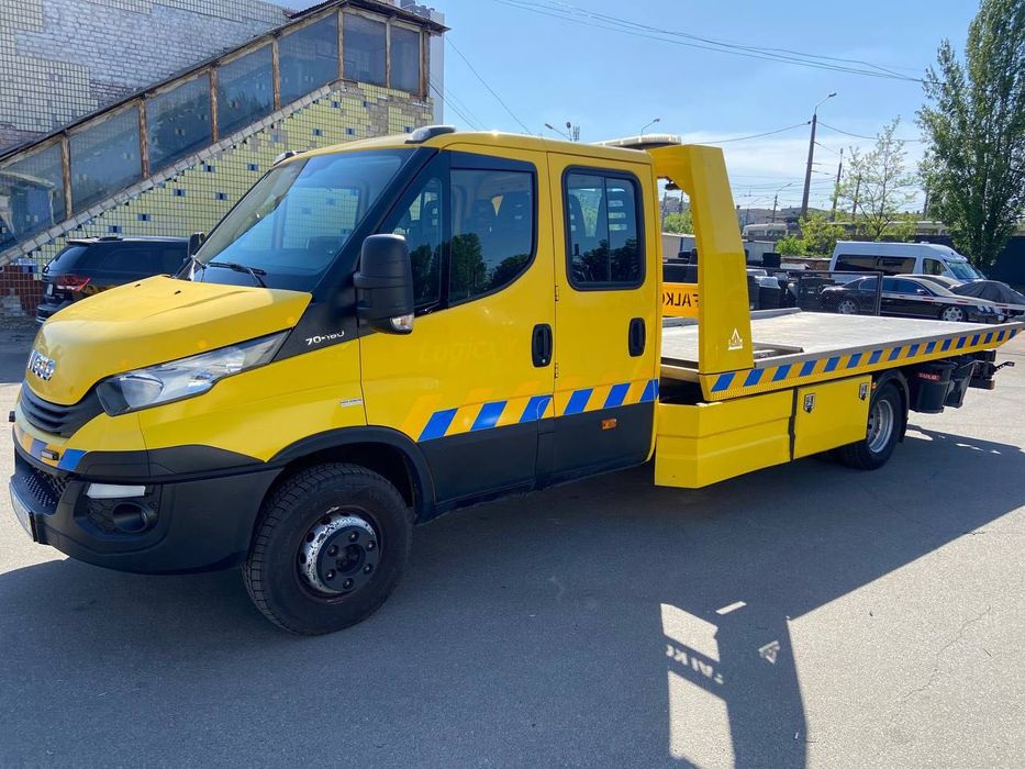 Iveco Daily 70-180 • Евакуатор • 2016 • 3.0 Diesel • Falkom FAS 3000 • 7 місць