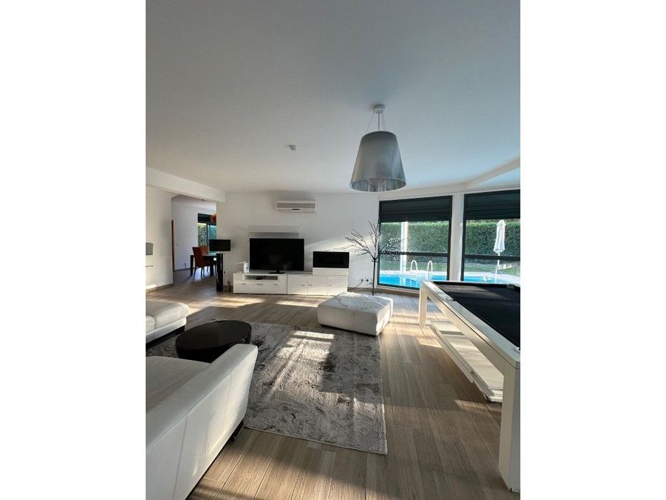 Palmela - Palmela Village - Moradia T5 De 2 Pisos, Piscina E Garage...