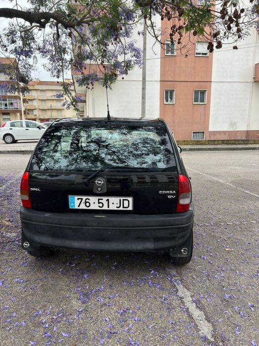 Opel corsa 97 a gasolina , carro esta em perfeita condicoes