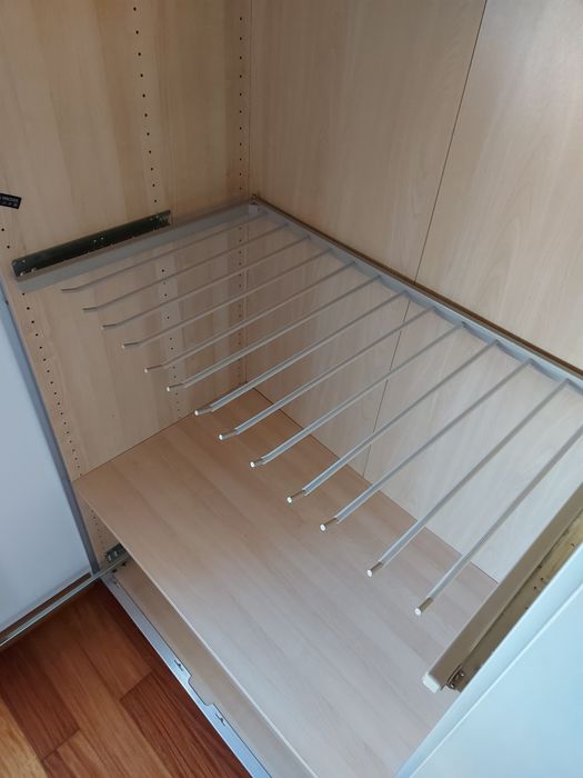Cabide porta-calças e sapateira extraíveis IKEA Komplement 1,00mx0.58m