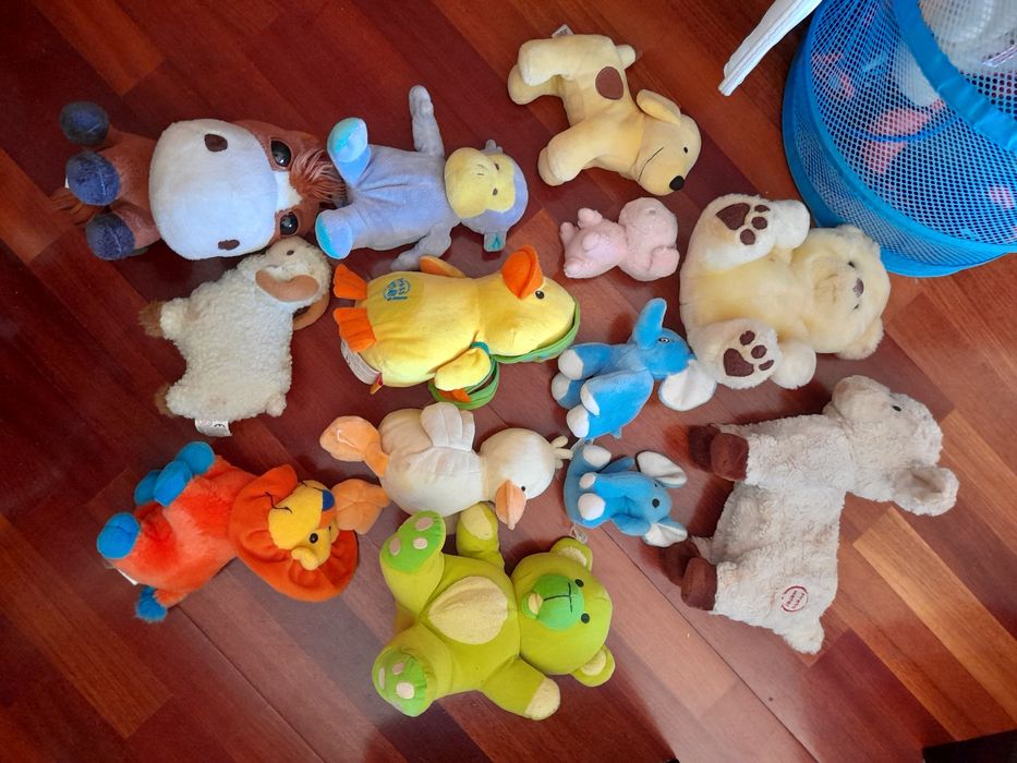 Peluches - vários