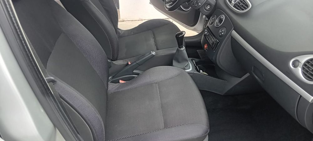 Renault clio 1.2 apenas 180000 kms