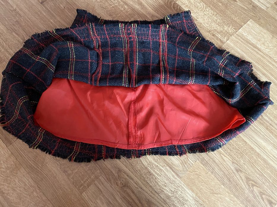 Спідниця в клітинку