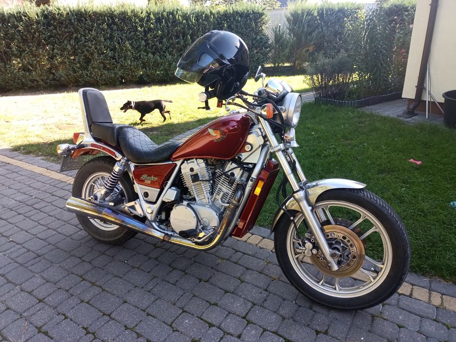 Motocykl Honda 750 custom