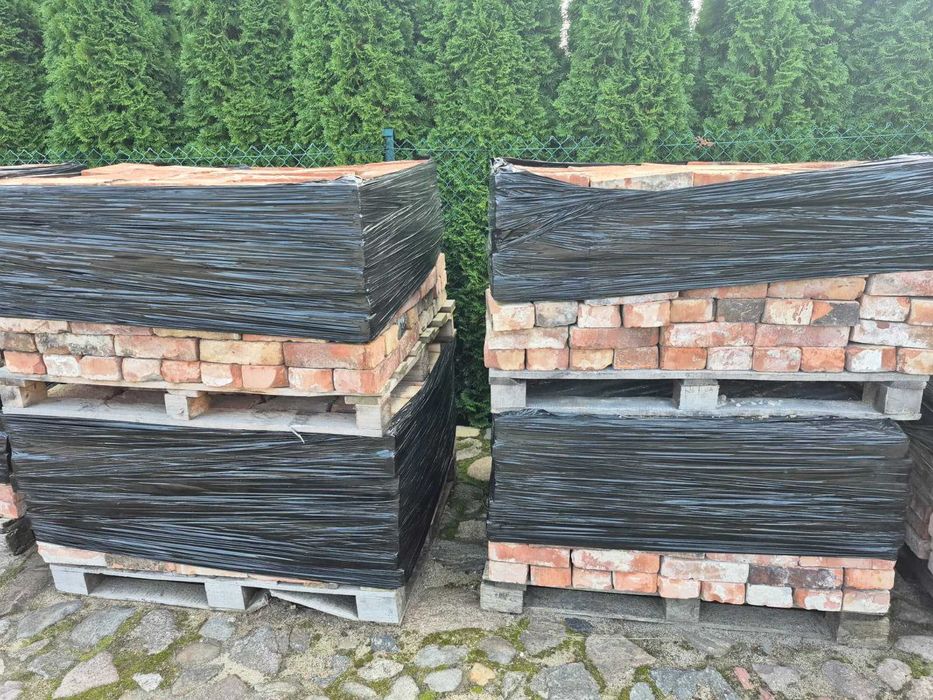 Cegła rozbiórkowa z 1910 roku