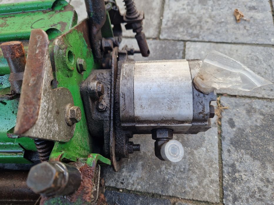 Sprzedam kosisko wrzeciono john deere 2500a