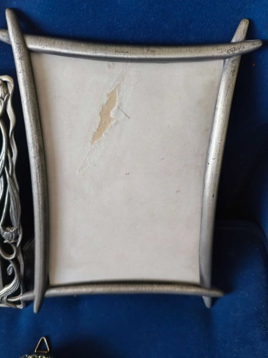 Lote 5 Molduras de Estilo Clássico (Metal e Resina) com Vidro