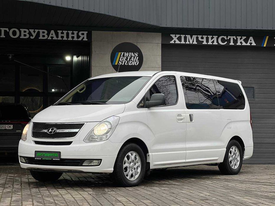 Hyundai H-1 2012