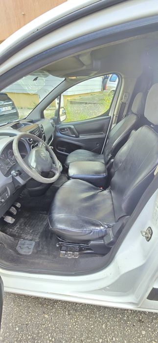 Citroën berlingo 1.6 HDI ano 2015