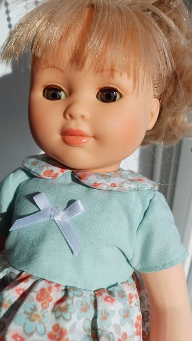 Лялька колекційна Petitcollin