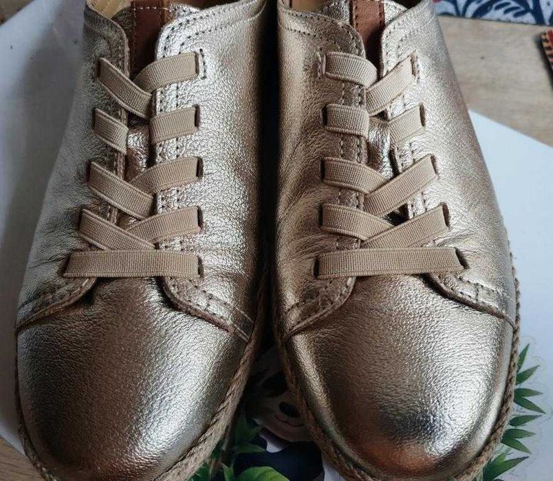 Złote skórzane espadryle Lasocki 40